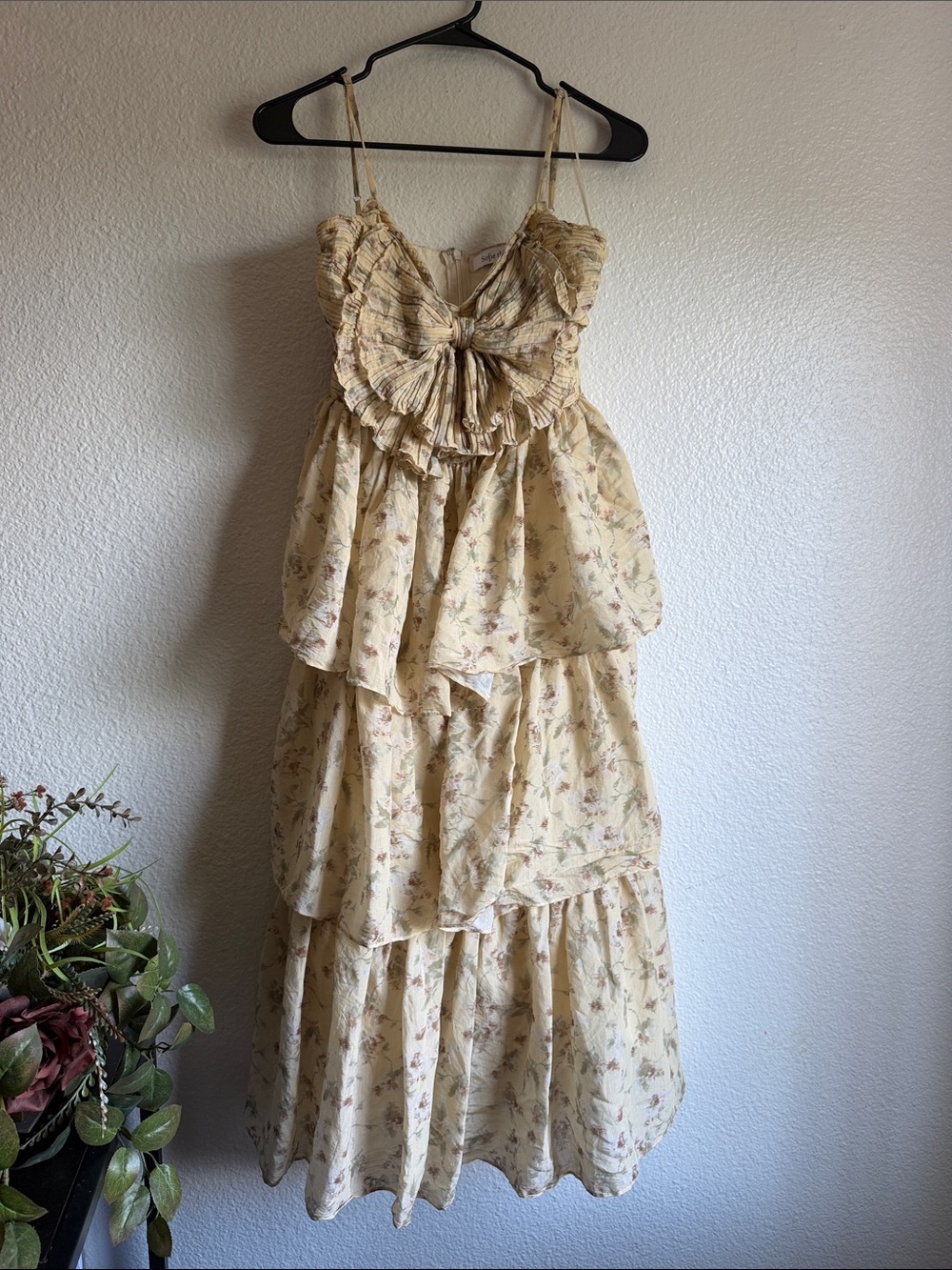 Sofie the Label Floral Tiered Bow-Front Maxi Dress in Cream size S